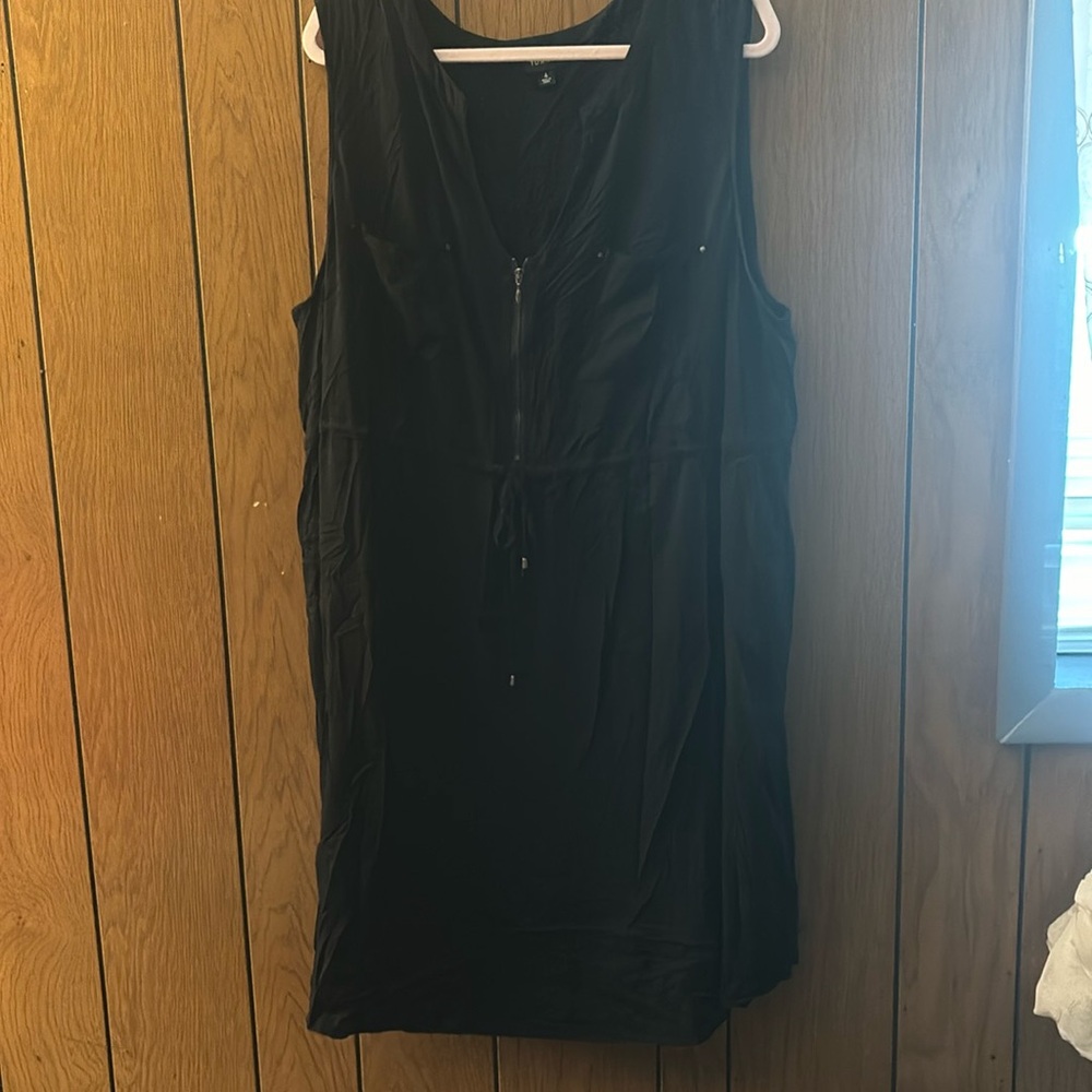 Torrid sleeveless dress size 4